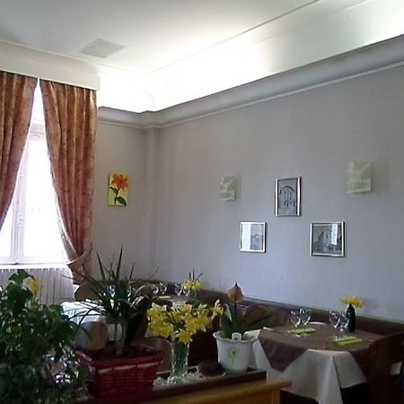 Hotel La Vie En Rose Le Brugeron Ngoại thất bức ảnh